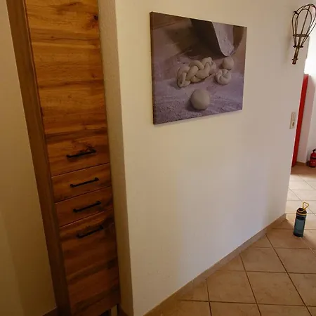 Apartmán Alte Baeckerei #robert# Im Norden Von Dresden, Wlan, Netfix